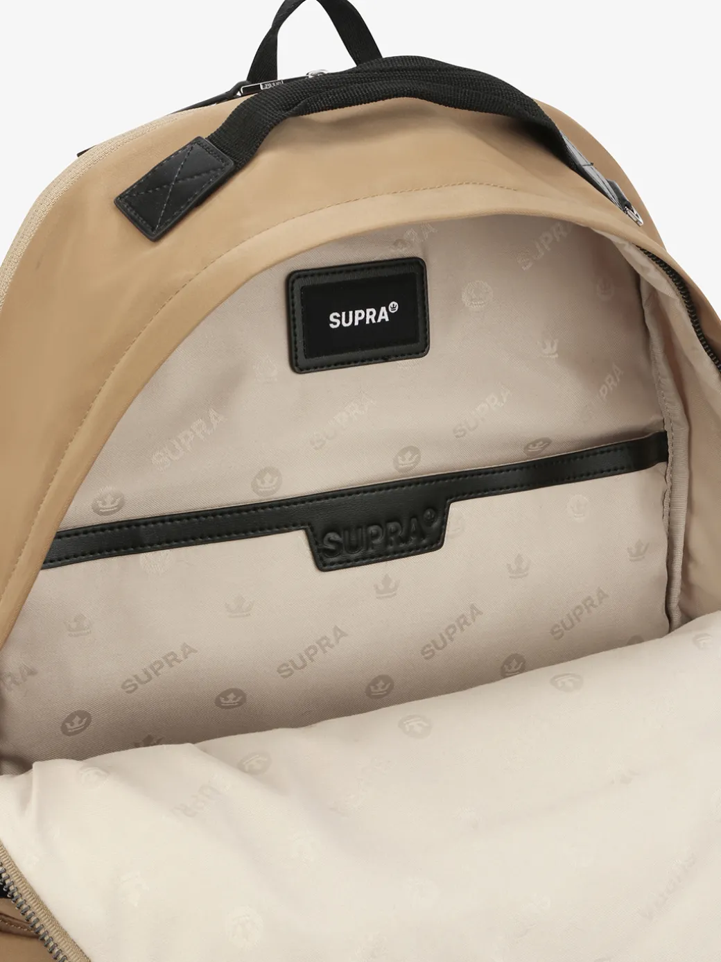 ESSENTIAL LOGO PREMIUM BACK PACK