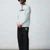 ESSENTIAL MEDIUM LOGO BASIC SWEATSHIRTS