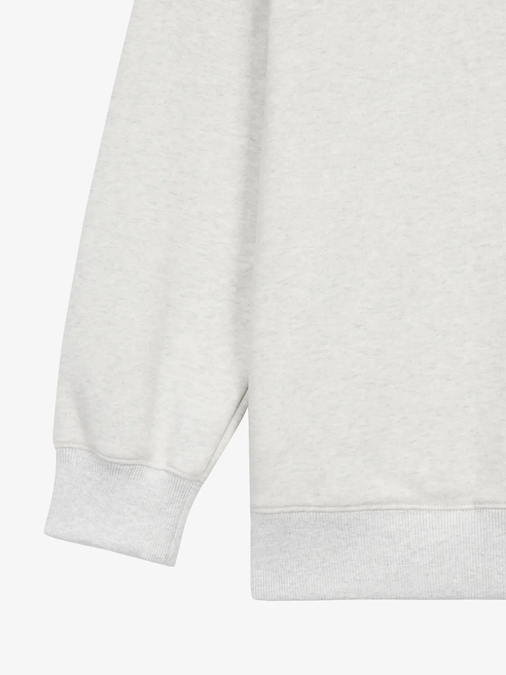 ESSENTIAL MEDIUM LOGO BASIC SWEATSHIRTS