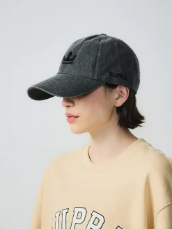 ESSENTIAL UNSTRUCTURED CROWN LOGO CAP