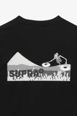 OUTDOOR CAMPING GRAPHIC T-SHIRTS