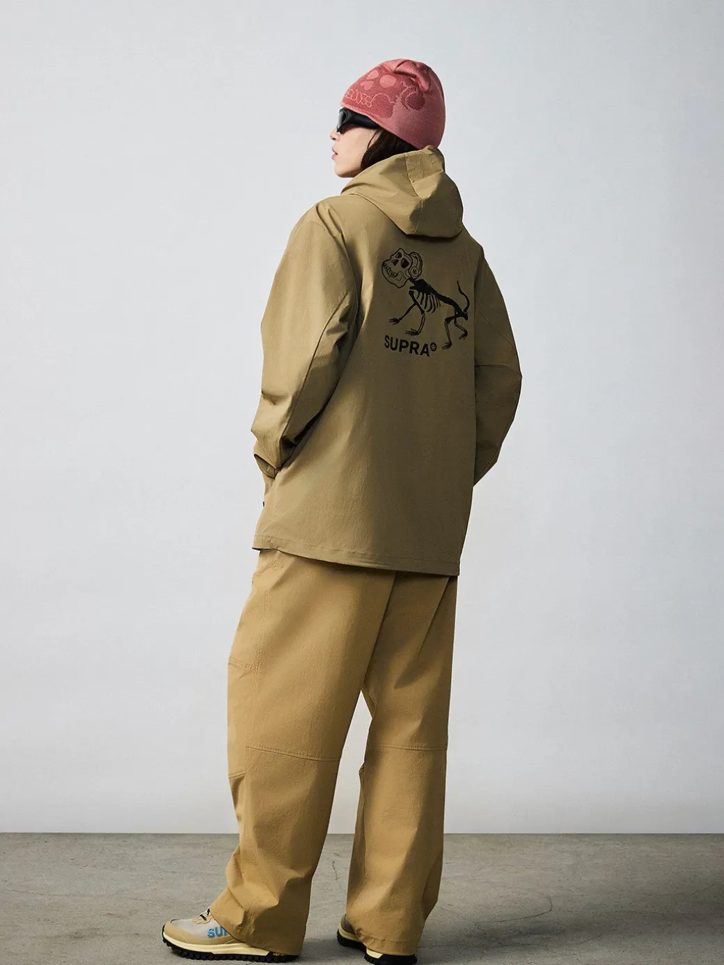 OUTDOOR POCKET OVERFIT WINDBREAKER