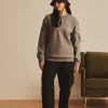OUTDOOR WOVEN PATCH OVER FIT SWEATSHIRT