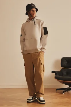 OUTDOOR WOVEN PATCH OVER FIT HOODIE