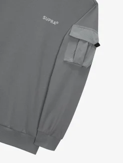 OUTDOOR WOVEN PATCH OVER FIT SWEATSHIRT