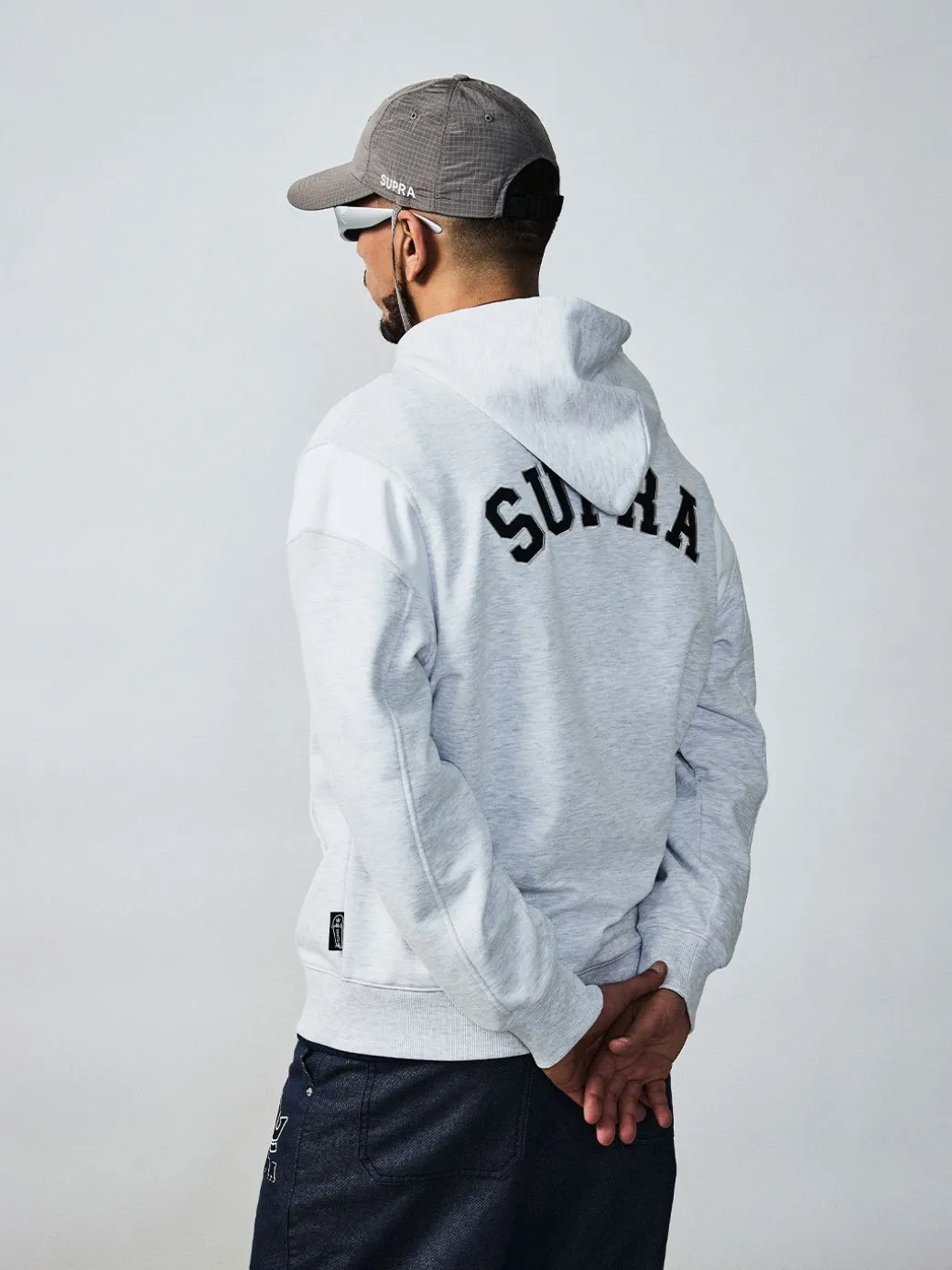 VARSITY ARCH LOGO ZIP UP HOODIE