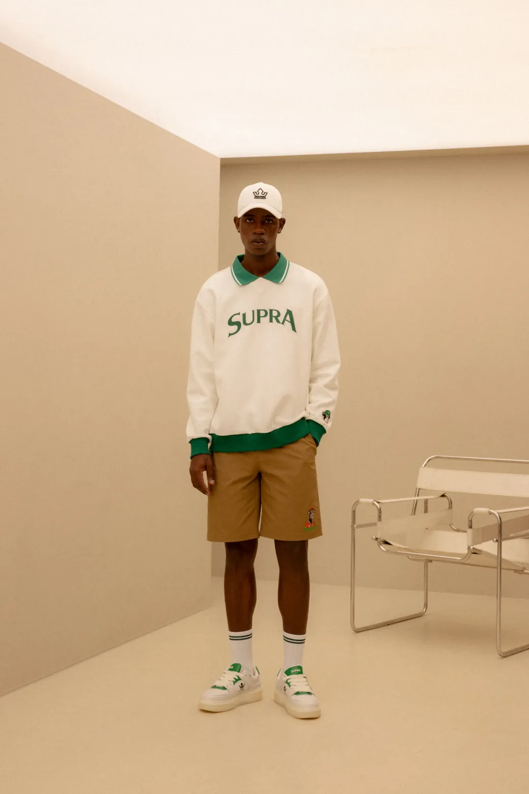 VARSITY STRUCTURED CROWN LOGO CAP